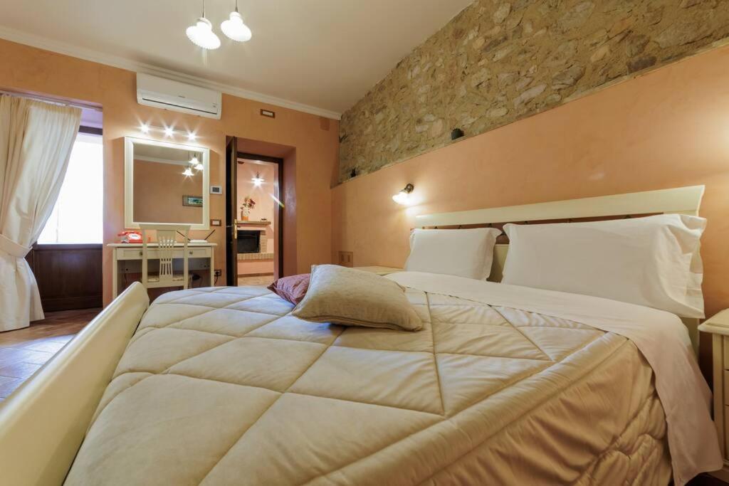 Appartamento Venturini Trevi Exterior photo