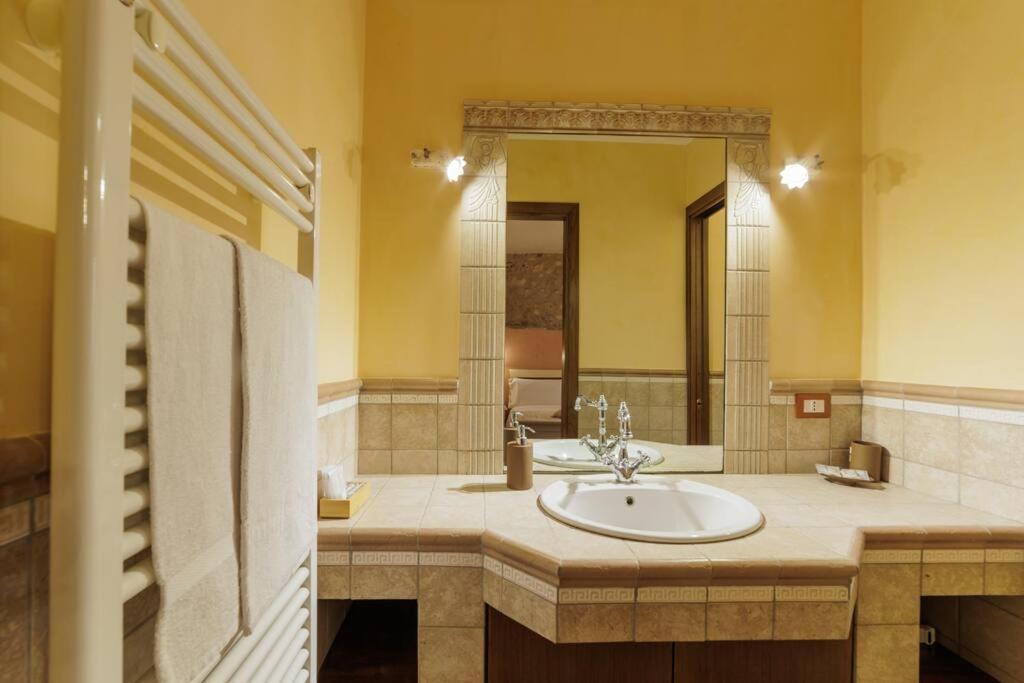 Appartamento Venturini Trevi Exterior photo
