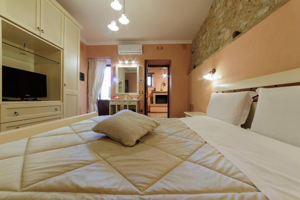 Appartamento Venturini Trevi Exterior photo