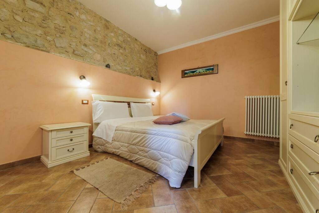 Appartamento Venturini Trevi Exterior photo