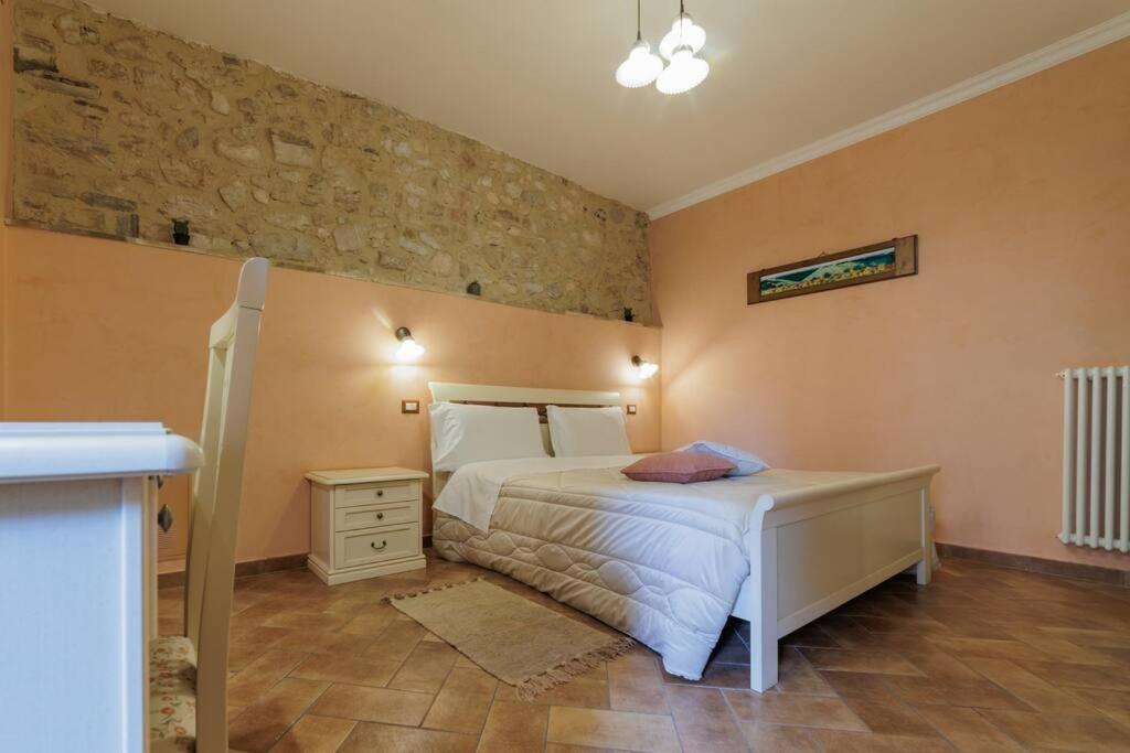 Appartamento Venturini Trevi Exterior photo
